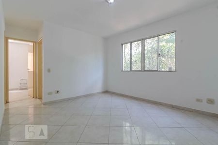 Sala de apartamento à venda com 2 quartos, 59m² em Vila Carmosina, São Paulo