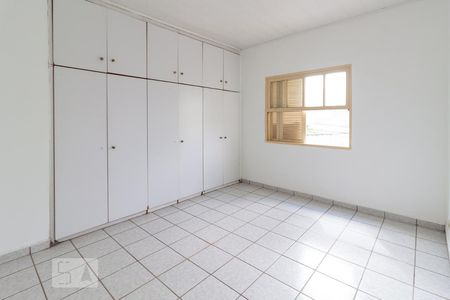 Quarto de casa para alugar com 1 quarto, 60m² em Jaguaré, São Paulo