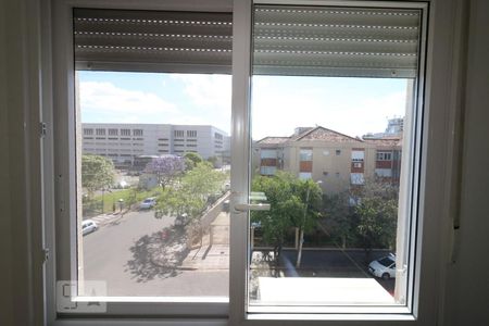 Vista da Sala de apartamento para alugar com 1 quarto, 42m² em Passo da Areia, Porto Alegre