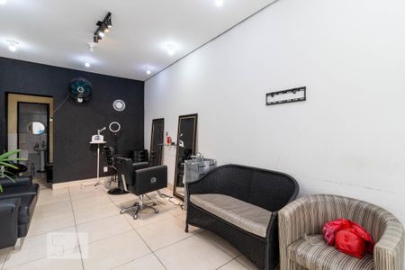 Salão do Térreo de casa para alugar com 3 quartos, 150m² em Santa Teresinha, São Paulo