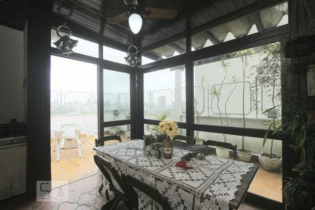 AREA GOURMET de apartamento à venda com 3 quartos, 233m² em Auxiliadora, Porto Alegre