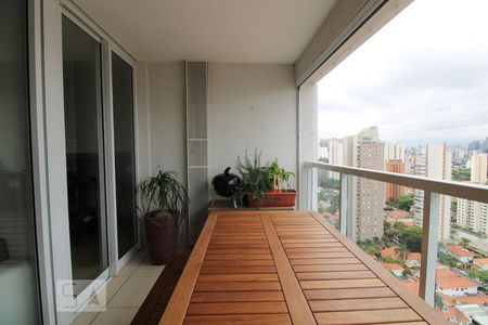 varanda de apartamento para alugar com 2 quartos, 70m² em Brooklin Paulista, São Paulo