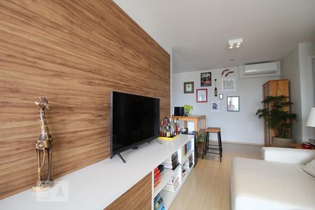 Sala de apartamento para alugar com 2 quartos, 70m² em Brooklin Paulista, São Paulo