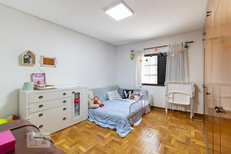 Quarto 2 de casa à venda com 3 quartos, 170m² em Vila Gumercindo, São Paulo