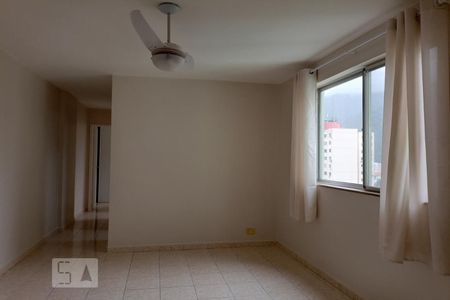 Sala  de apartamento para alugar com 2 quartos, 48m² em Jacarepaguá, Rio de Janeiro