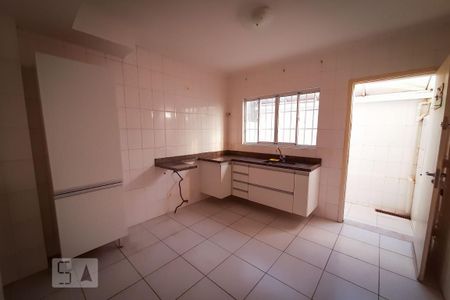 Cozinha de casa de condomínio à venda com 2 quartos, 77m² em Vila Santa Clara, São Paulo