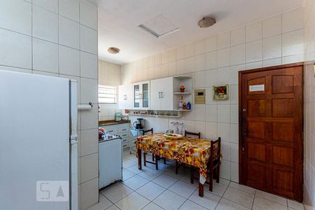 Casa para alugar com 300m², 3 quartos e 3 vagas Casa para alugar com 300m², 3 quartos e 3 vagasCozinha