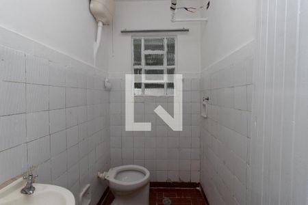 Banheiro de casa para alugar com 1 quarto, 80m² em Vila Guilherme, São Paulo