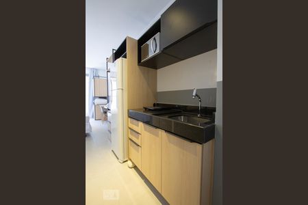 Cozinha de apartamento para alugar com 1 quarto, 25m² em Pompeia, São Paulo