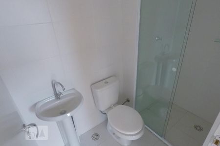 Banheiro de apartamento à venda com 2 quartos, 36m² em Parque Fongaro, São Paulo