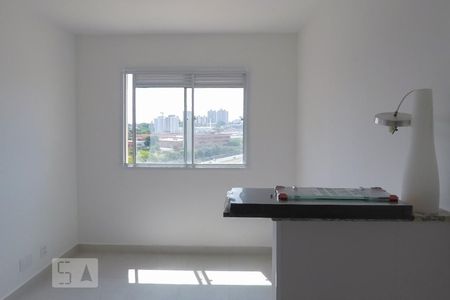 Sala / Cozinha de apartamento à venda com 2 quartos, 36m² em Parque Fongaro, São Paulo
