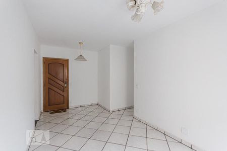 Sala de apartamento para alugar com 2 quartos, 62m² em Taquara, Rio de Janeiro