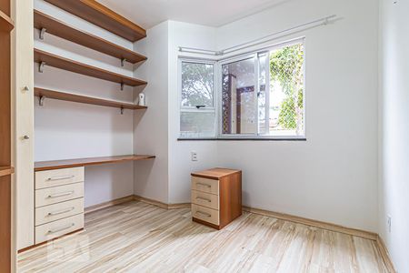 Quarto 1 de casa para alugar com 4 quartos, 120m² em Taquara, Rio de Janeiro