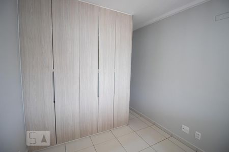 Quarto de apartamento para alugar com 1 quarto, 51m² em Taguatinga Sul (taguatinga), Brasília