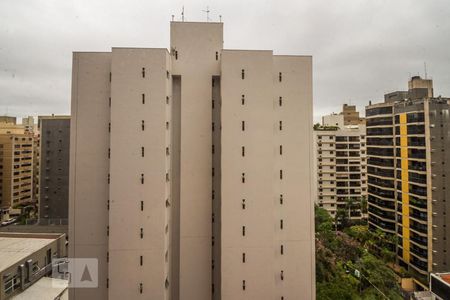 Vista da Suíte de apartamento para alugar com 3 quartos, 139m² em Cambuí, Campinas