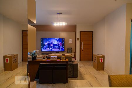 Sala Dois Ambientes de apartamento à venda com 4 quartos, 178m² em Santo Antônio, Belo Horizonte