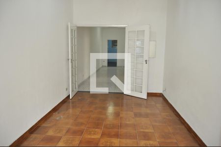 Sala de casa à venda com 4 quartos, 160m² em Pilares, Rio de Janeiro