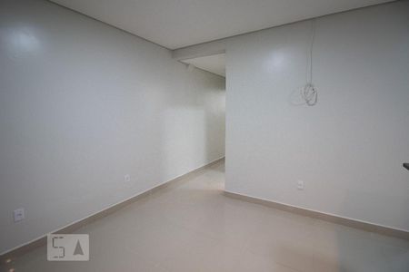 Sala de apartamento para alugar com 2 quartos, 65m² em Setor Habitacional Samambaia (taguatinga), Brasília