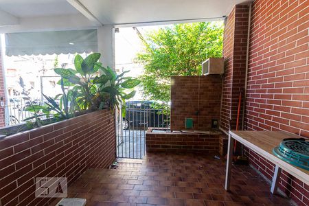 Vista na Sala de casa para alugar com 2 quartos, 148m² em Barreto, Niterói