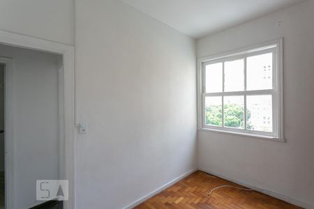 Quarto 1 de apartamento para alugar com 2 quartos, 72m² em Centro, Belo Horizonte