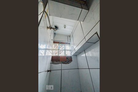 Banheiro de casa à venda com 2 quartos, 120m² em Guarani, Novo Hamburgo