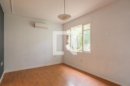 Sala de apartamento para alugar com 2 quartos, 73m² em Menino Deus, Porto Alegre