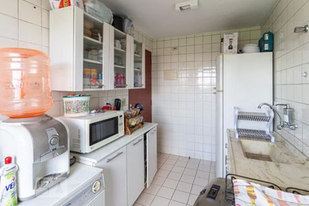 Cozinha de apartamento à venda com 2 quartos, 62m² em Veloso, Osasco