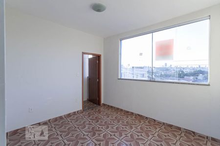 Sala 2 de casa à venda com 3 quartos, 70m² em Pompéia, Belo Horizonte
