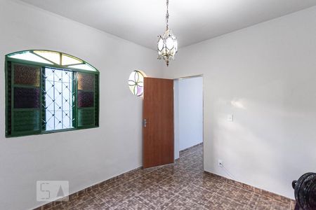 Quarto 1 de casa à venda com 3 quartos, 70m² em Pompéia, Belo Horizonte