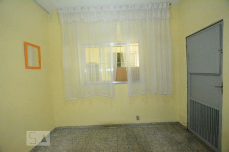 Sala de casa para alugar com 1 quarto, 60m² em Braz de Pina, Rio de Janeiro