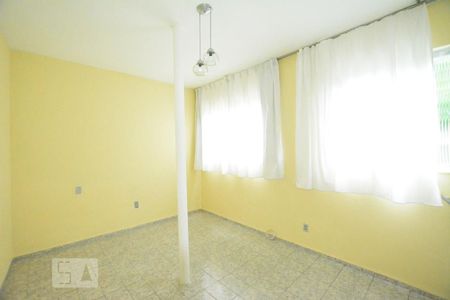 Quarto 1 de casa para alugar com 1 quarto, 60m² em Braz de Pina, Rio de Janeiro