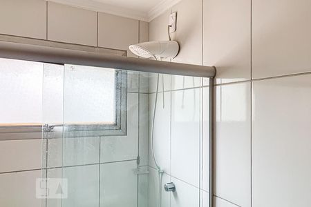 Banheiro de apartamento à venda com 3 quartos, 98m² em Vila Itapura, Campinas