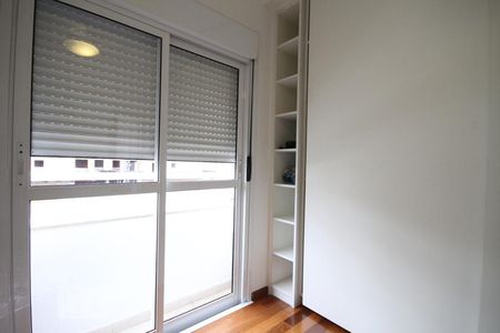 Suíte 1 de apartamento para alugar com 2 quartos, 94m² em Vila Mariana, São Paulo