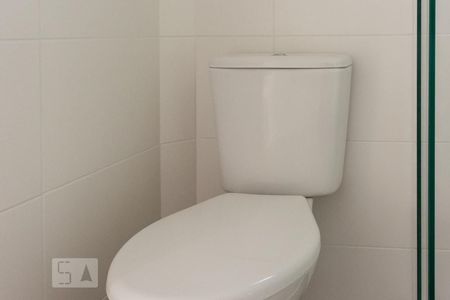 Banheiro de kitnet/studio para alugar com 1 quarto, 26m² em Mirandópolis, São Paulo