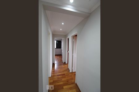 Corredor de apartamento à venda com 3 quartos, 94m² em Centro, Guarulhos