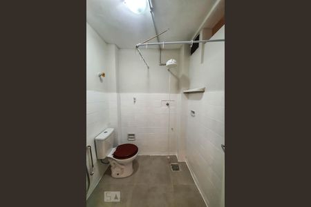 Banheiro de apartamento para alugar com 1 quarto, 65m² em Vila Mariana, São Paulo