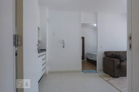 Entrada de apartamento à venda com 1 quarto, 36m² em Cambuci, São Paulo