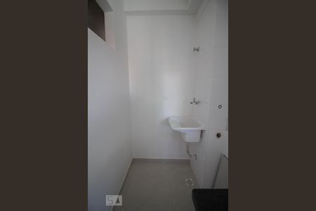 Sala/Cozinha de apartamento para alugar com 2 quartos, 30m² em Água Fria, São Paulo