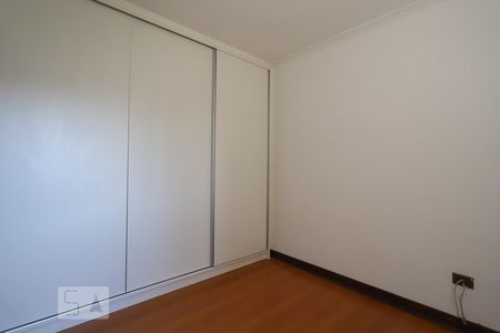 Quarto 1 de apartamento para alugar com 2 quartos, 72m² em Vila Paulicéia, São Paulo