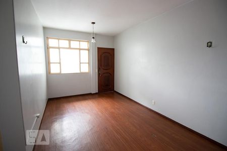 Sala de apartamento para alugar com 2 quartos, 60m² em Guará I, Brasília