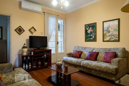 Apartamentos com 3 quartos à venda em Azenha, Porto Alegre, RS