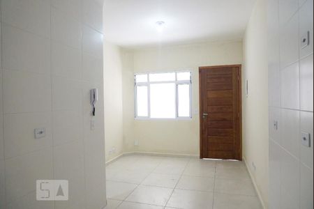 Sala de kitnet/studio para alugar com 2 quartos, 42m² em Cidade Antônio Estevão de Carvalho, São Paulo