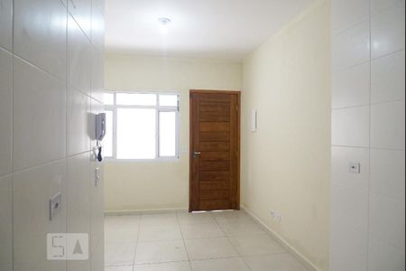 Sala de kitnet/studio para alugar com 2 quartos, 42m² em Cidade Antônio Estevão de Carvalho, São Paulo