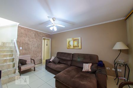 Sala de casa para alugar com 3 quartos, 134m² em Jardim Santa Clara, Guarulhos