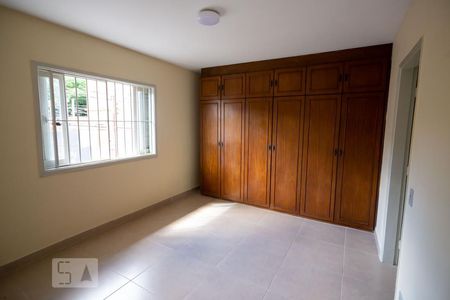 Quarto 2 de casa para alugar com 2 quartos, 90m² em Ferreira, São Paulo