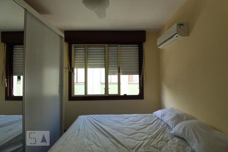 Quarto de apartamento à venda com 1 quarto, 47m² em Teresópolis, Porto Alegre