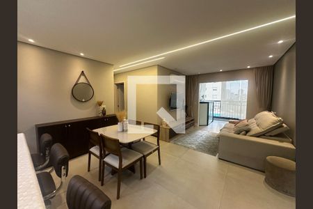 Sala de apartamento à venda com 3 quartos, 87m² em Jardim Tupanci, Barueri