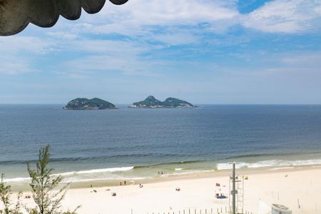 Vista da Sala de apartamento para alugar com 1 quarto, 50m² em Barra da Tijuca, Rio de Janeiro