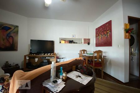 Sala de casa para alugar com 3 quartos, 103m² em Jardim Monte Kemel, São Paulo