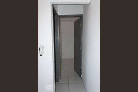 Corredor de apartamento para alugar com 1 quarto, 40m² em Parada Inglesa, São Paulo